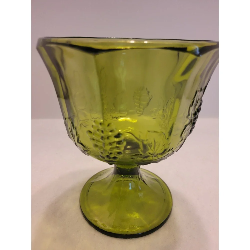 Vtg Glass Compote‎ Bowl Olive Green Harvest Grape Embossed Pedestal Dish